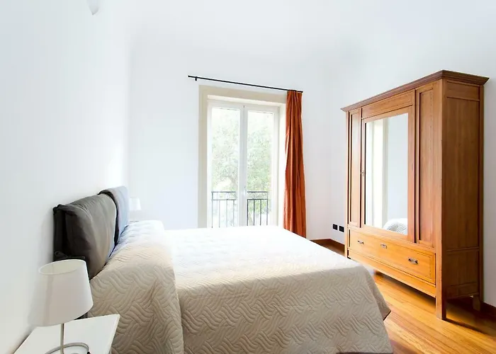 Dante Vintage Apartment
